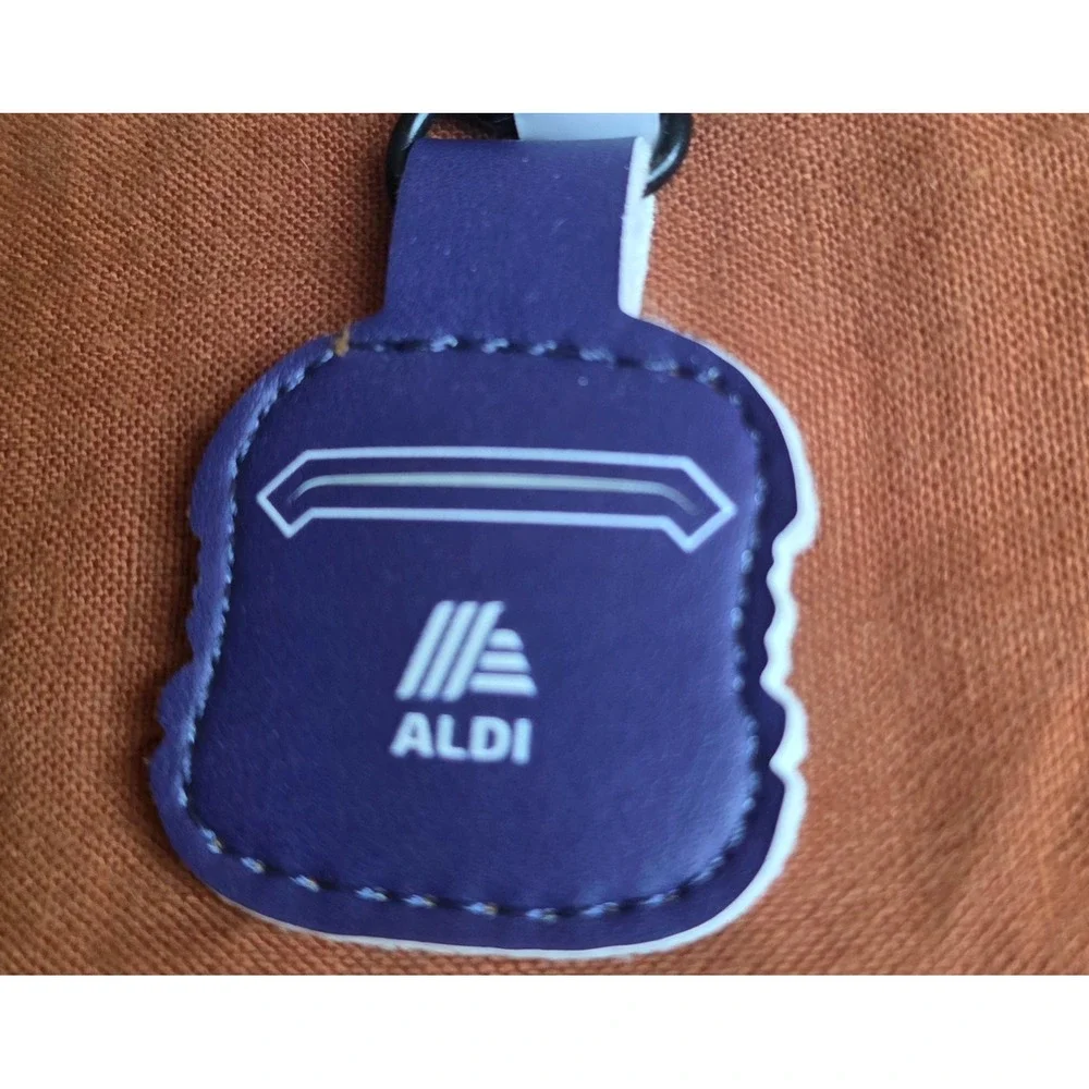 Aldi Keychain Quarter Holder‎ Unisex OS Burger Collectible New Cart Coin  Charm